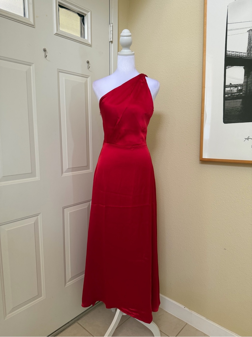 Rachel Parcell One-Shoulder Red Satin Gown Size 6